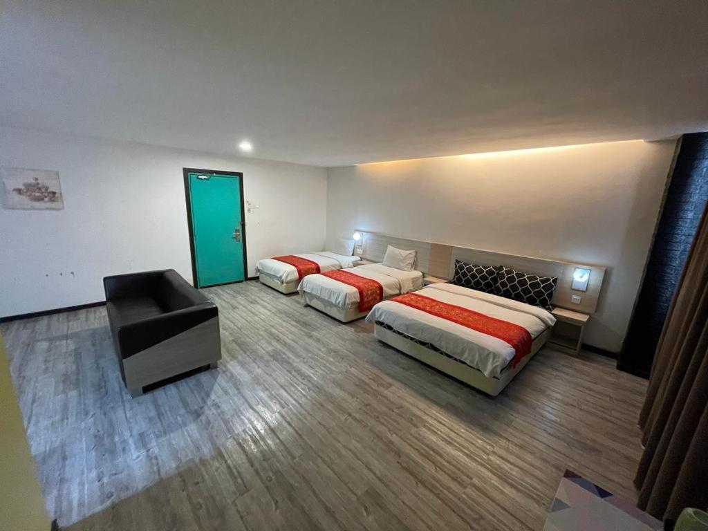 N&L Hotel קואלה טרנגאנו מראה חיצוני תמונה
