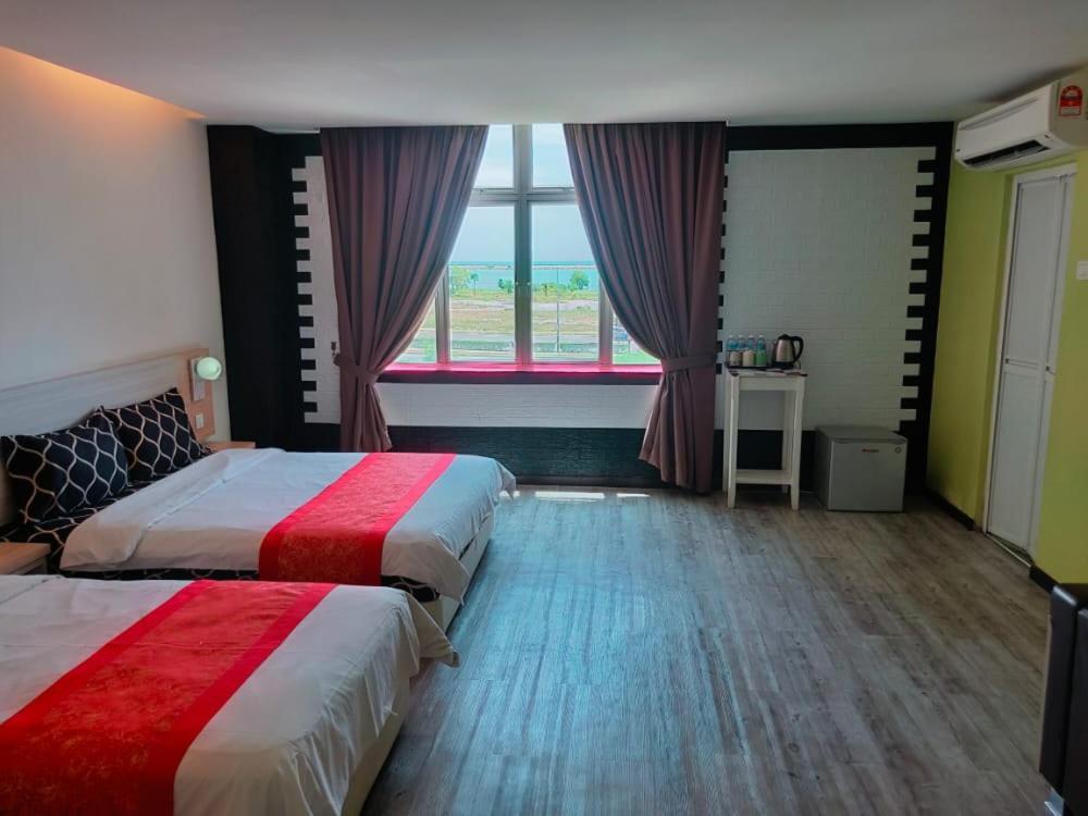 N&L Hotel קואלה טרנגאנו מראה חיצוני תמונה