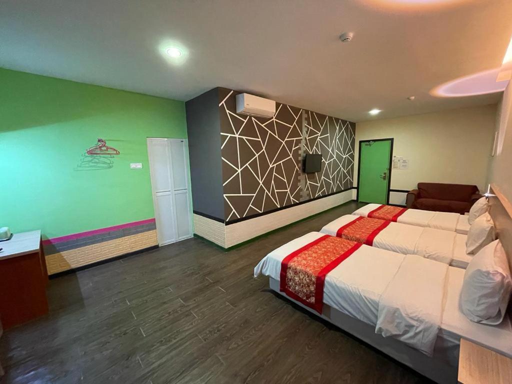 N&L Hotel קואלה טרנגאנו מראה חיצוני תמונה