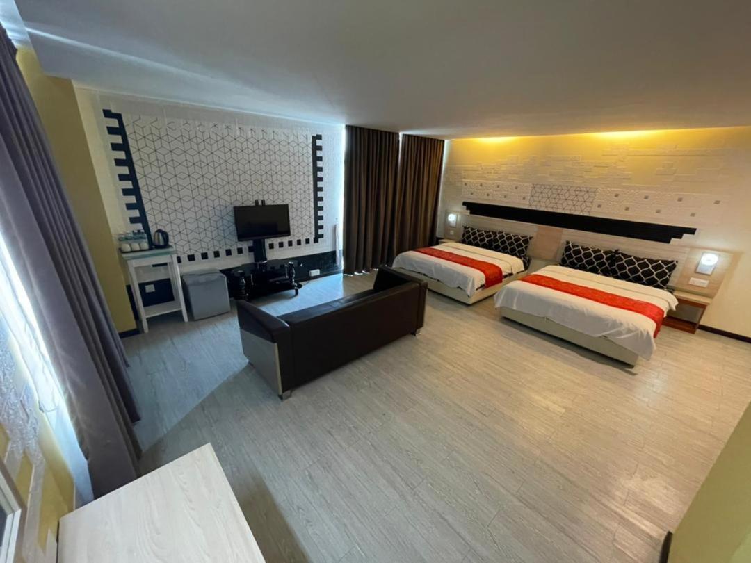 N&L Hotel קואלה טרנגאנו מראה חיצוני תמונה
