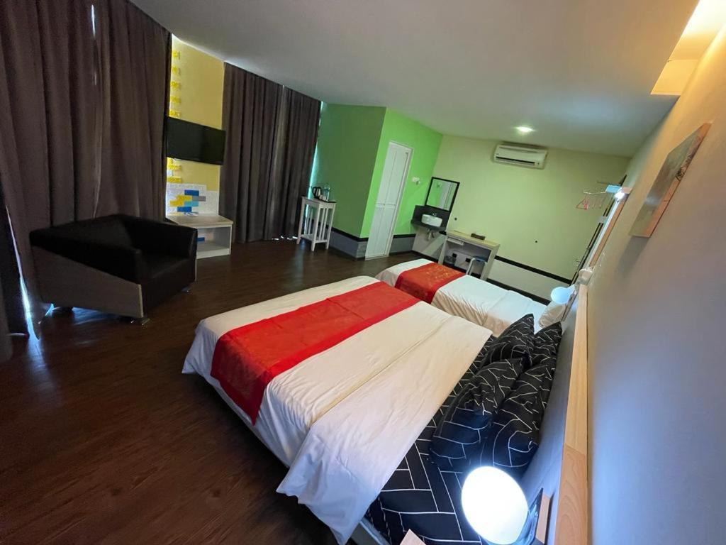 N&L Hotel קואלה טרנגאנו מראה חיצוני תמונה