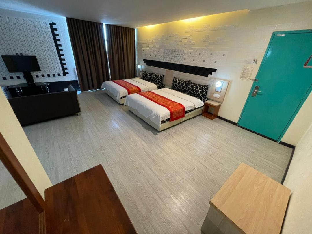 N&L Hotel קואלה טרנגאנו מראה חיצוני תמונה