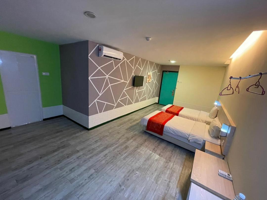 N&L Hotel קואלה טרנגאנו מראה חיצוני תמונה